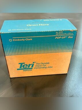 Vintage Kimberly-Clark Teri Wipers 34790 Pop-Up 150 Count Garage Movie Show Prop
